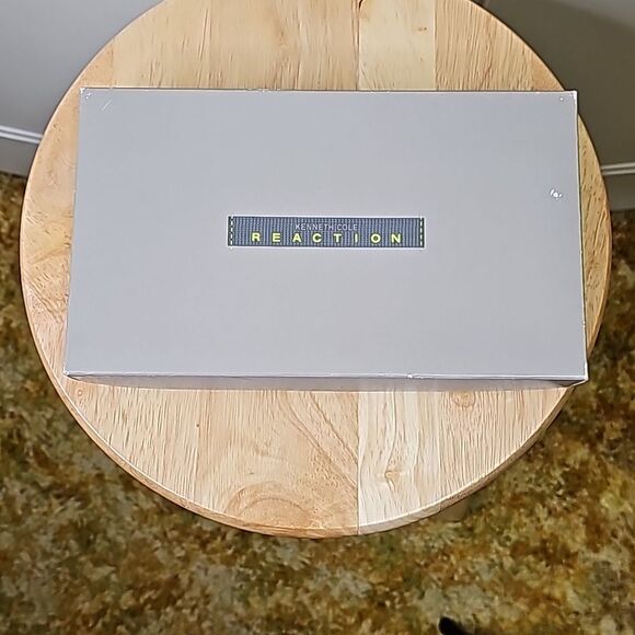 Kenneth Cole Reaction Clutch NWT Crocodile Style Brown Silvertone Hardware - Picture 11 of 12